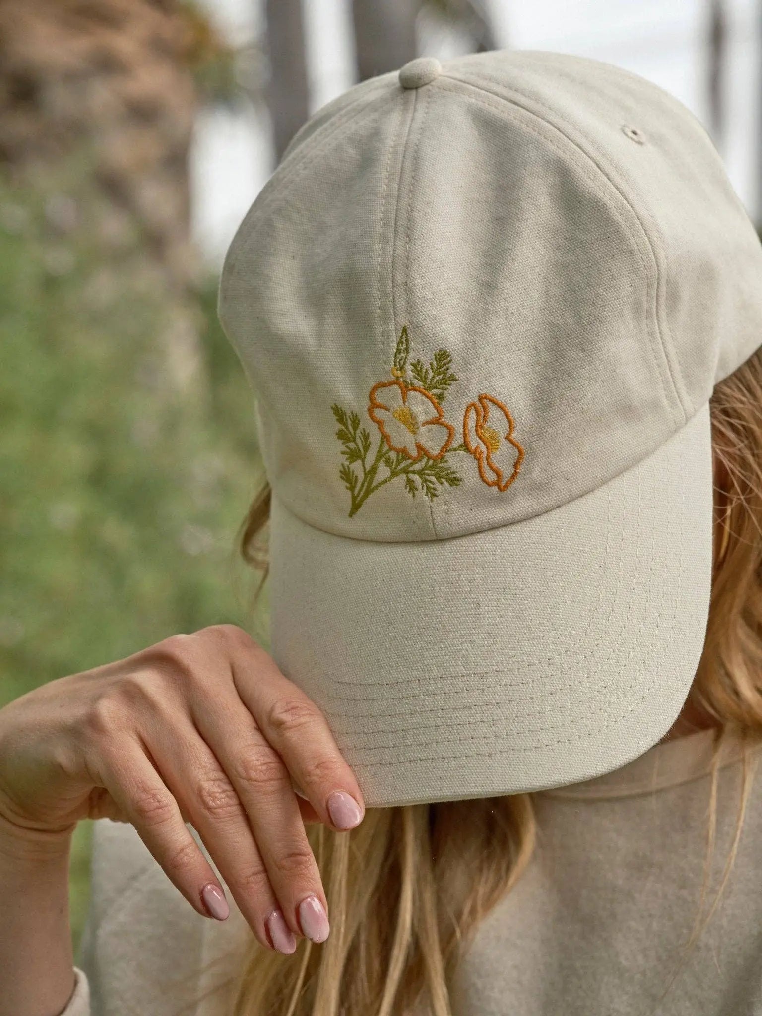 Poppies Hat Mollusk