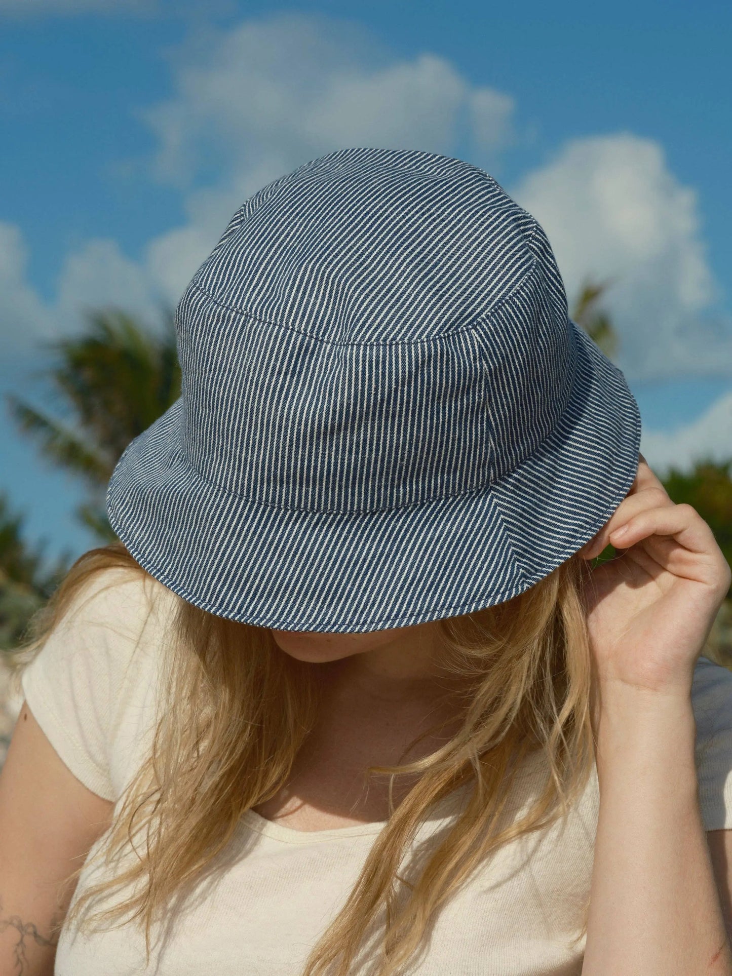 Bucket Hat Mollusk