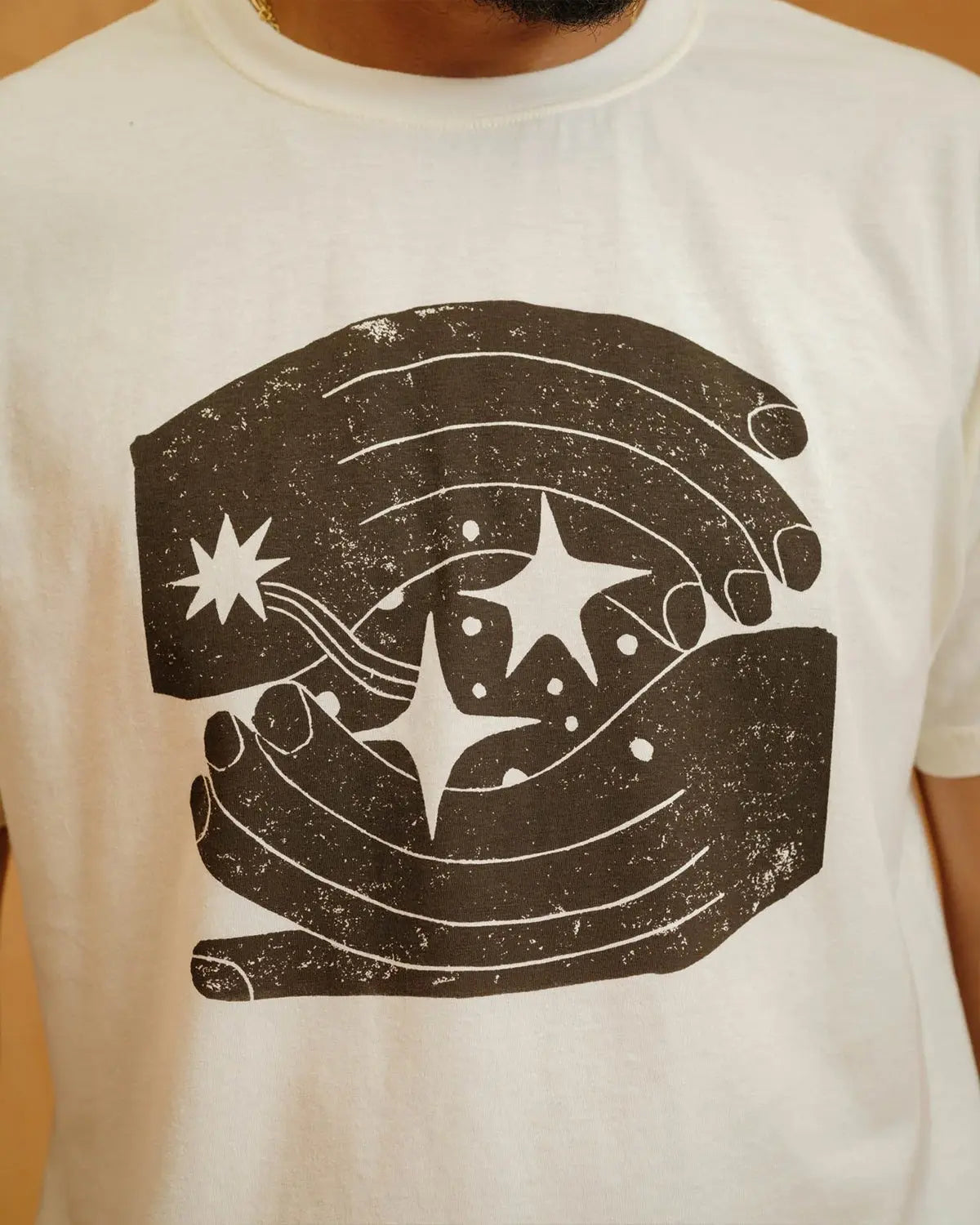 Space Hands Tee Mollusk