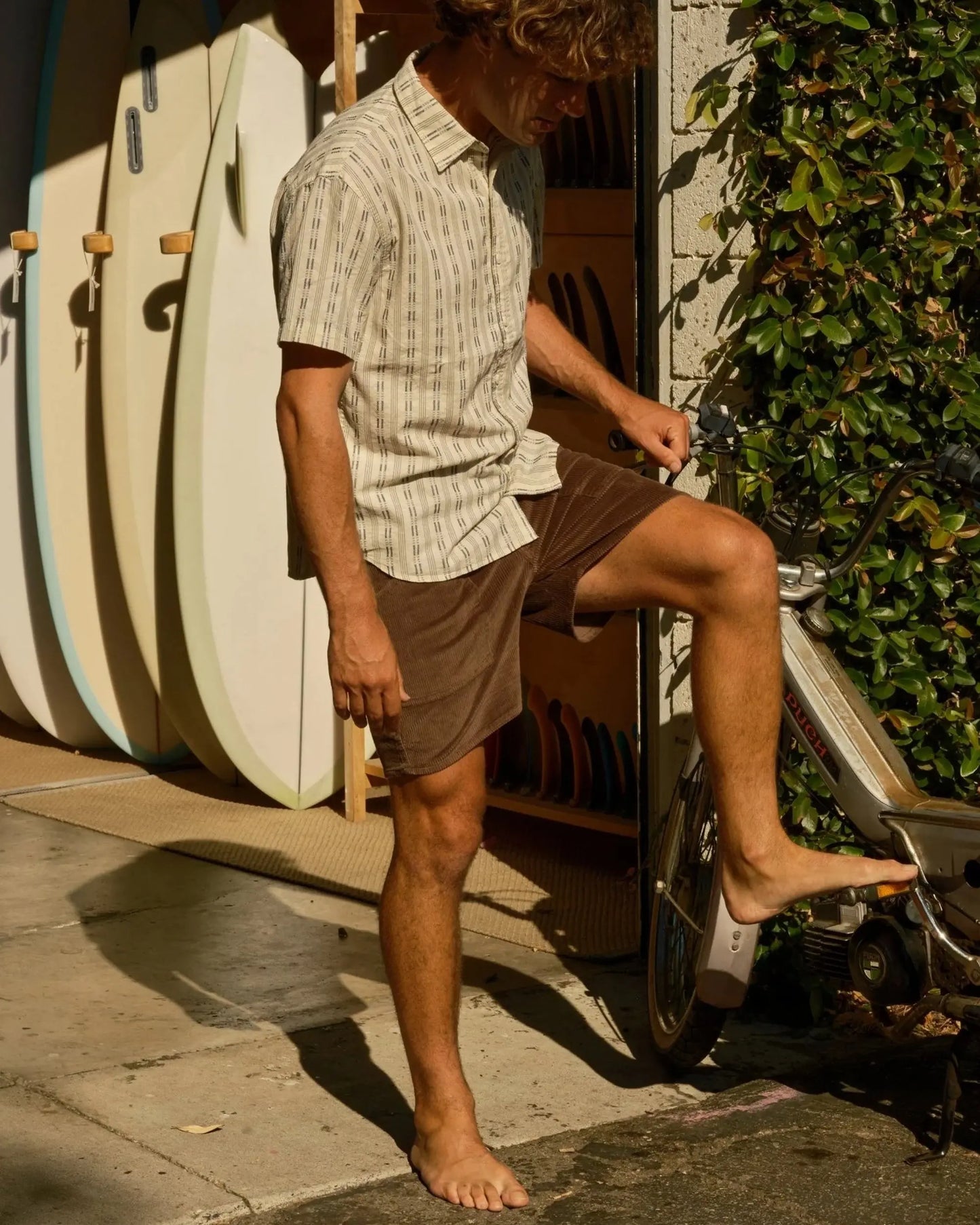 Summer Shirt - Navy Dobby Mollusk