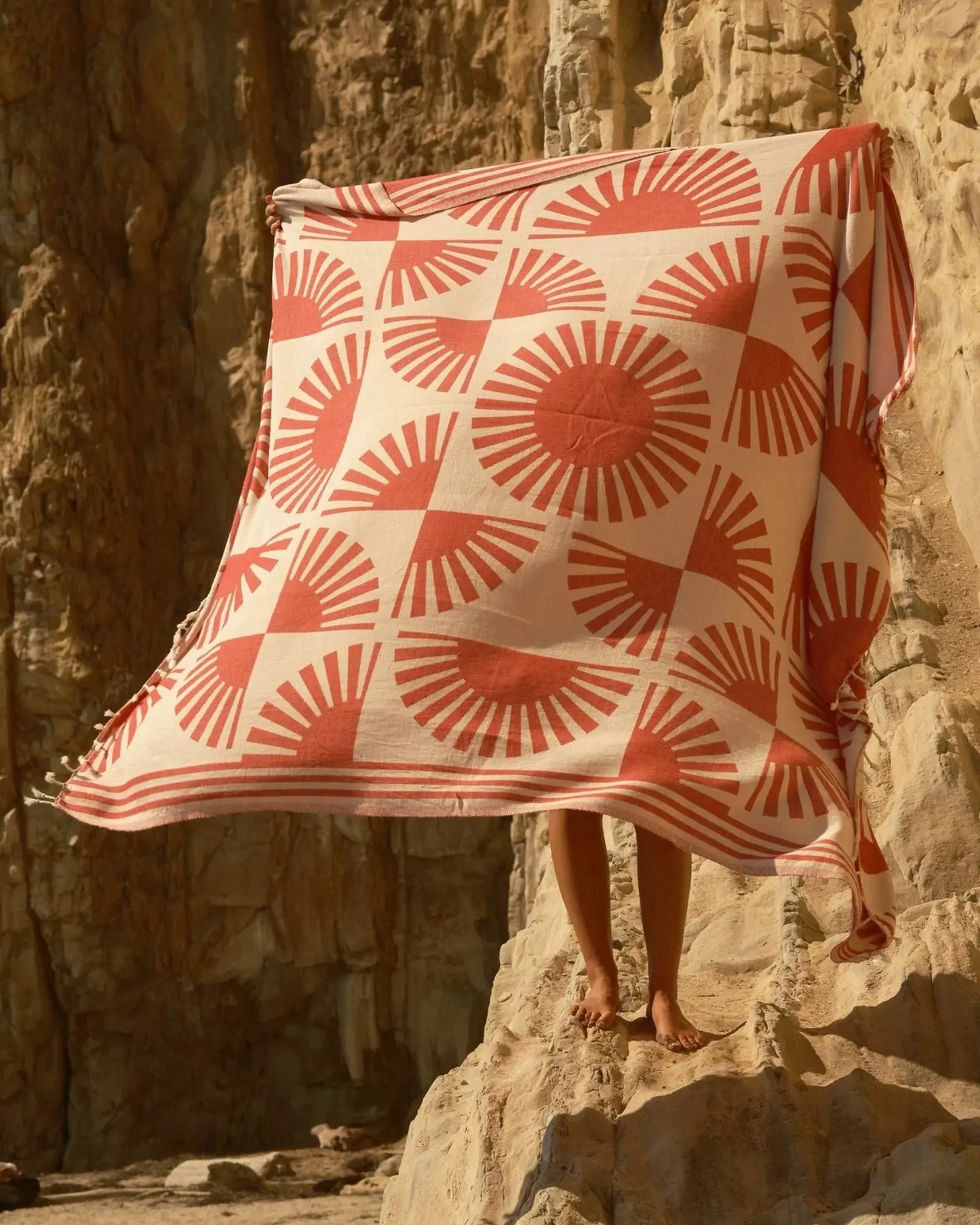 Sunrise Turkish Blanket Mollusk